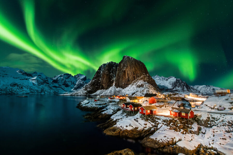 Magic Skies: A Comprehensive Guide to the Northern Lights in Norway